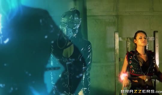 Фантастическая Франческа дала доктору драть себя в анал Фантастическая Франческа дала доктору драть себя в анал