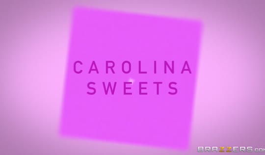 Грязные оргии с опытной и прекрасной Каролиной Грязные оргии с опытной и прекрасной Каролиной